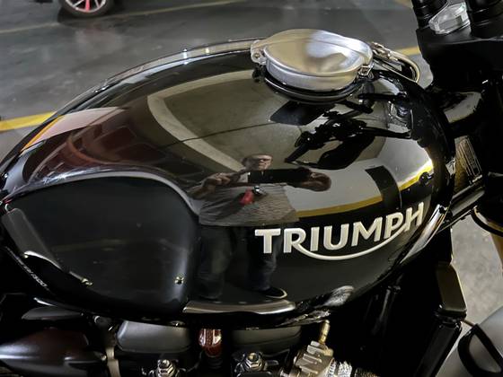 TRIUMPH SCRAMBLER 1200 XE 